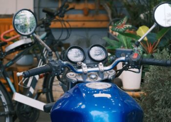 Motor Honda CB Lawas, Standar Sukses Pemuda Purworejo yang Merantau ke Jakarta Mojok.co