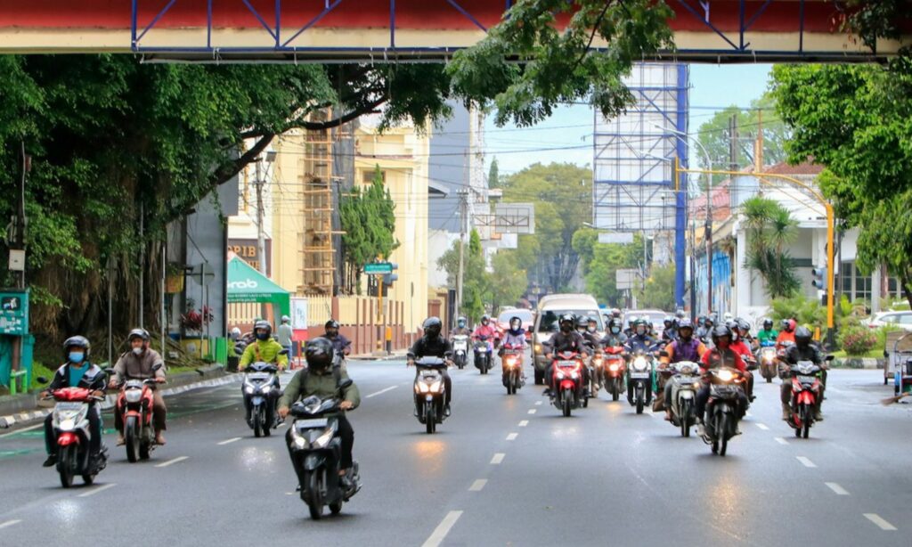 Motor Bebek Kendaraan Terbaik untuk Latihan Naik Motor, Matic Hanya Ciptakan Pengendara Manja Mojok.co