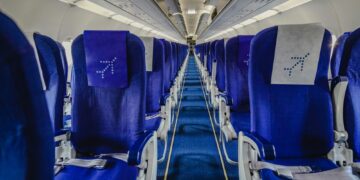 Liburan ke Luar Negeri Bukan Soal Gengsi, tapi Pilihan Masuk Akal karena Tiket Pesawat Domestik Sudah Kelewat Mahal Mojok.co