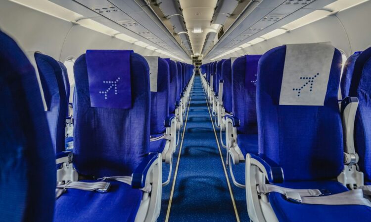 Liburan ke Luar Negeri Bukan Soal Gengsi, tapi Pilihan Masuk Akal karena Tiket Pesawat Domestik Sudah Kelewat Mahal Mojok.co