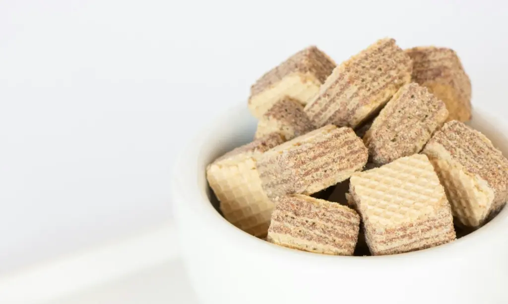 5 Suguhan Lebaran Khas Jogja yang Mulai Sulit Ditemukan Terutama di Rumah-rumah Daerah Kota Mojok.co