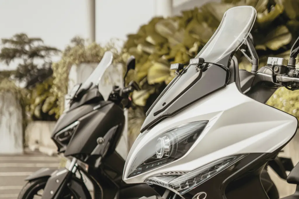 Jerat Motor Kredit Terlihat Mengilat tapi Fondasinya Melarat (Unsplash)