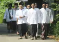 Lebaran Saatnya Masa Bodoh dengan Ocehan Tetangga (Unssplash)