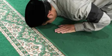 Rukun Islam Paling Sulit Dilakukan Bukan Naik Haji, tapi Syahadat (Unsplash)