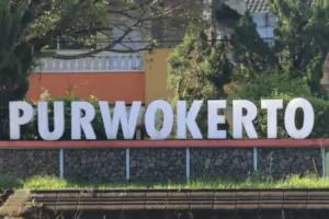 Sisi Gelap Purwokerto, Kota Seribu Curug yang Membuat Wisatawan Tidak Mau Kembali