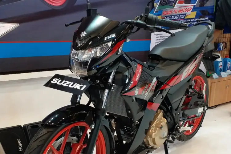 Suzuki Satria Pro Aib Terbesar Suzuki yang Tak Perlu Lahir (Wikimedia Commons)