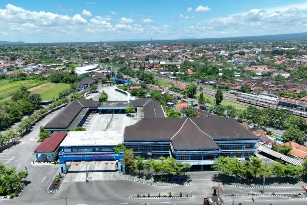 Terminal Ir Soekarno Klaten Terminal Terbaik di Jawa Tengah