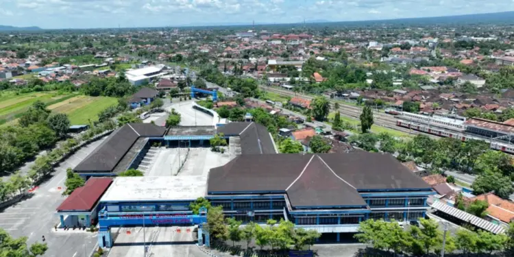 Terminal Ir Soekarno Klaten Terminal Terbaik di Jawa Tengah