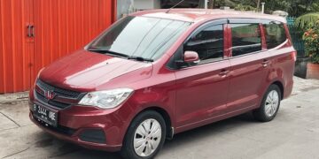 Wuling Confero 2019: Mobil Keluarga Terjangkau, Enak, tapi Harga Bekasnya Jatuh Bebas
