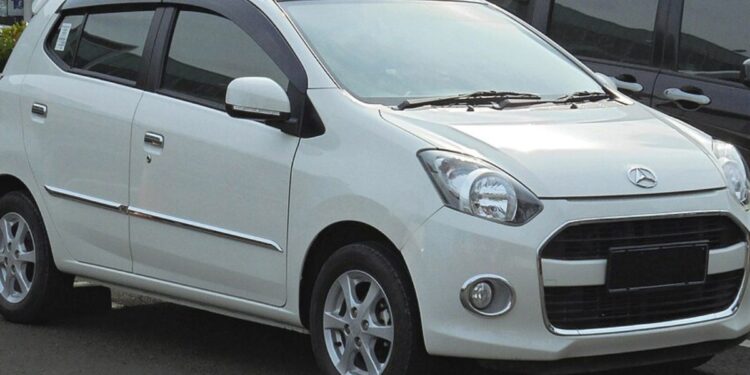 Apa yang Bisa Dibanggakan dari Daihatsu Ayla 2018? Sebiji Kaleng Susu Diberi Roda kok Dibanggakan