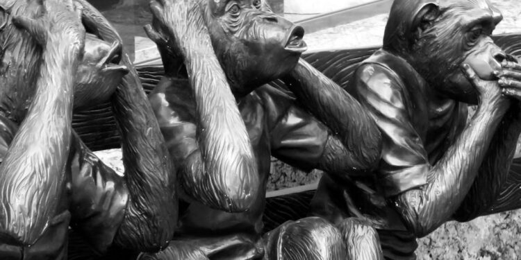 Pamer Pencapaian Adalah Kegiatan Paling Sampah Saat Lebaran, Nggak Ada Fungsinya kecuali Bikin Orang Emosi