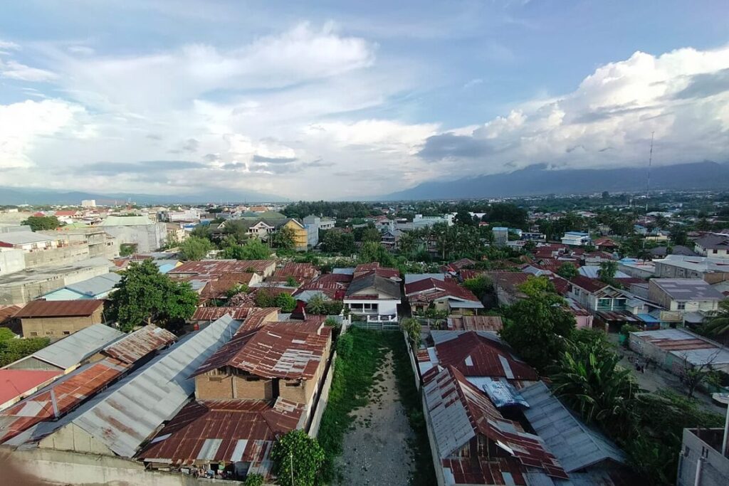 5 Hal yang Bikin Perantau Mikir-Mikir untuk Tinggal Lama dan Menetap di Kota Palu, meski Indahnya Bukan Main