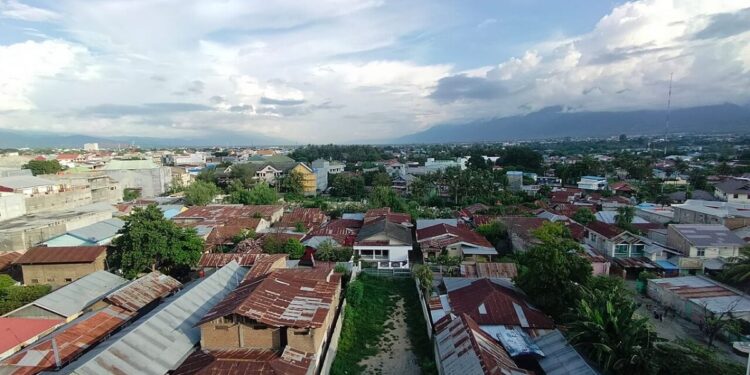 5 Hal yang Bikin Perantau Mikir-Mikir untuk Tinggal Lama dan Menetap di Kota Palu, meski Indahnya Bukan Main