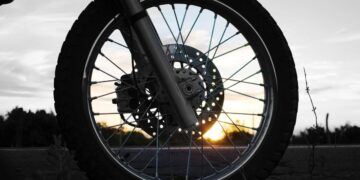 Jangan Tergiur Ban Motor Murah: Kisah Nyata Hampir Celaka di Jalan Pantura