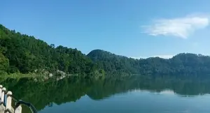 Plesir ke Telaga Sarangan Magetan Cuma Bikin Emosi, Mending ke Telaga Ngebel Ponorogo