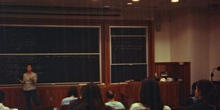 Jadi Dosen Setelah Lulus S2 Itu Banyak Menderitanya, tapi Saya Tidak Menyesal Mojok.co