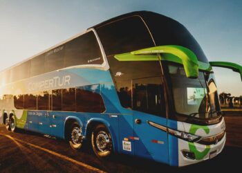 4 Alasan yang Bikin User Kereta Api Berpaling ke Bus AKAP, Gratis Makan dan Lebih Aman Mojok.co