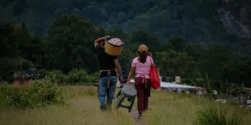 Sarjana Keguruan Pilih Jadi TKW di Taiwan, Merasa Lebih Dihargai daripada Jadi Guru Honorer dengan Gaji “Imut” selama Bertahun-tahun Mojok.co