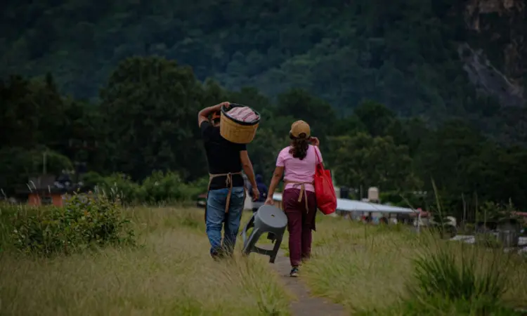 Sarjana Keguruan Pilih Jadi TKW di Taiwan, Merasa Lebih Dihargai daripada Jadi Guru Honorer dengan Gaji “Imut” selama Bertahun-tahun Mojok.co