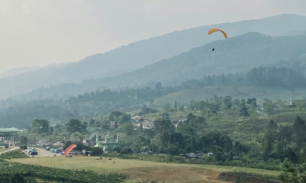 Cisarua Bogor dan Cisarua Bandung Barat: Dua Daerah yang Beda, tapi Nasibnya Sama-Sama Terlupakan  Mojok.co
