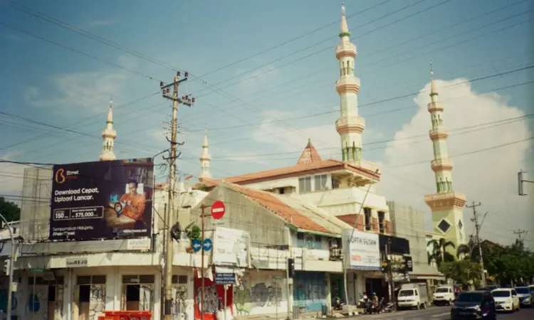 Sudah Selayaknya Tegal Masuk dalam 10 Besar Kota Paling Toleran, Bukan Jogja Mojok.co