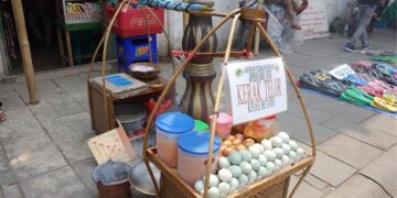Stop Menjadikan Kerak Telor Sebagai Ikon Kuliner Betawi karena Memang Tidak Layak dan Terkesan Eksklusif
