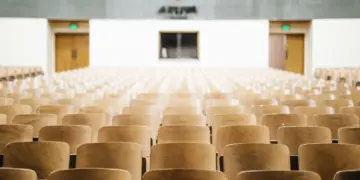 Kampus-Kampus Bangkalan Madura Bakal Jadi "Pabrik" Pengangguran kalau Tidak Mau Berbenah Mojok.co