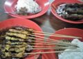 Alasan Sate Klopo Surabaya Masih Kalah Populer dari Sate Madura, padahal Sama-sama Enak Mojok.co
