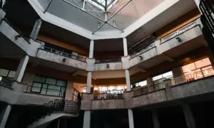 Mal-Mal Jombang Kelewat Jadul Bikin Warlok Lebih Senang Ngemal di Mojokerto atau Kediri