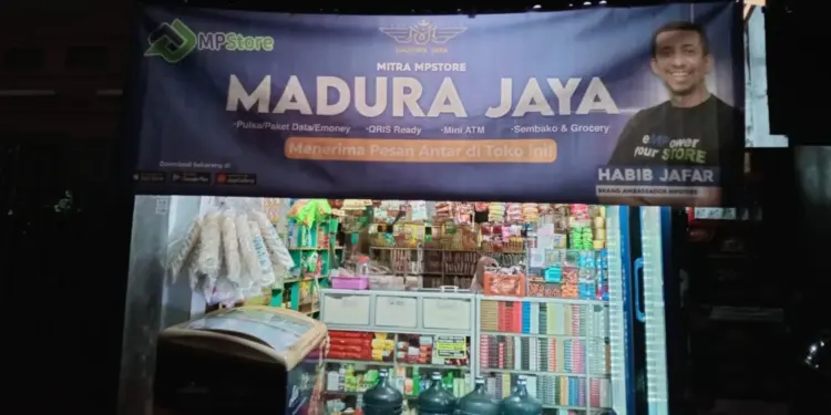 Tips Belanja di Warung Madura supaya Menjadi Pelanggan Kesayangan Pemilik Tokonya Mojok.co