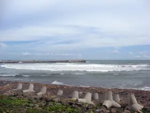 Pantai Glagah Disebut Bali-nya Jogja, dan Saya Tidak Tahu Harus Senang atau Khawatir