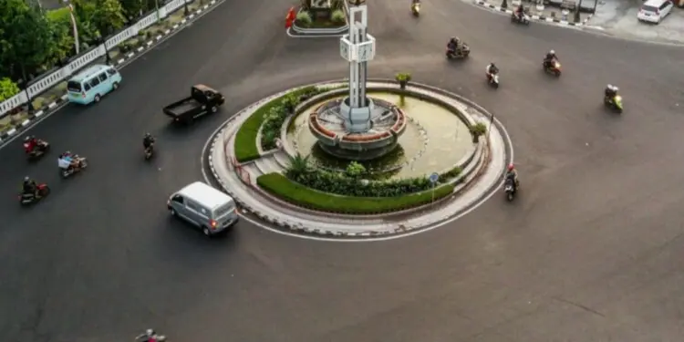 Orang Salatiga vs Kabupaten Semarang Siapa yang Suka Bohong (Unsplash)
