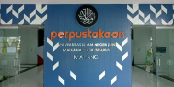 UIN Malang, Kampus Terbaik yang Bisa Bikin Kamu Patah Hati (Wikimedia Commons)