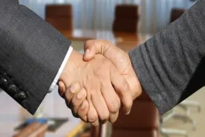 PMII Bangkalan Aneh, Paling Getol Mengkritik Pemkab, tapi Prokernya Selalu Bermanis-manis sama Pejabat