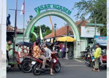Bekas Pasar Burung dan Hal-hal Lain yang Jarang Dibicarakan Soal Pasar Ngasem, Tempat Sarapan Paling Kalcer di Jogja Mojok.co