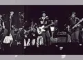 6 Lagu Sheila On 7 yang Kurang "Nyeila", Terdengar seperti Band Lain. Perlu Diputar Berkali-kali untuk Sadar Itu Memang Lagu Mereka Mojok.co