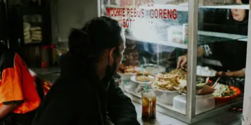 Warteg Comfort Food Perantau Kabupaten di Jakarta, Rasa Familier dan Harga Terjangkau Mojok.co