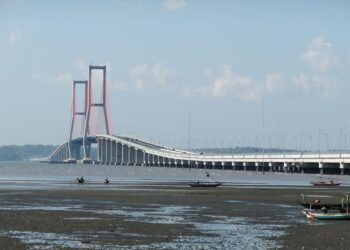 4 Catatan untuk Pemkab Bangkalan Madura agar Program Satu Desa Satu Sarjana Tidak Sia-Sia Mojok.co