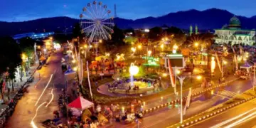 Kenangan Main Bola di Lapangan Grass Block Sisi Timur Alun-Alun Kota Batu yang Kini Sudah Tiada Mojok.co