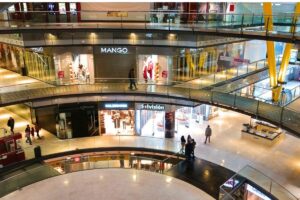 Tentrem Mall Semarang, Mal Mewah yang Tetap Ramah untuk Semua Kalangan 