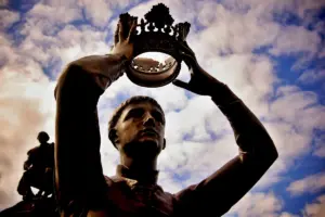 Kutukan Cristiano Ronaldo: Kenapa Kita Harus Tahu Diri, sekalipun Menyakitkan