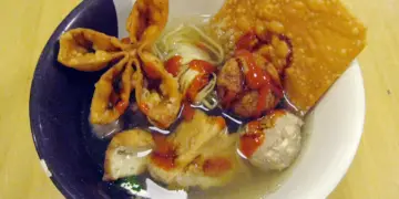 Bakso Malang adalah makanan khas Jawa Timur terbaik no debat (Wikimedia Commons)