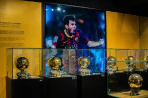Final Piala Dunia yang bikin fans Ronaldo hilang arah: Cemas dukung Messi atau membiarkan fans Barcelona makin besar kepala?