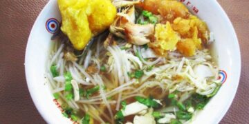 Kebodohan pembeli soto ayam yang bikin saya muak dan jijik (Wikimedia Commons)