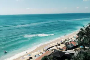 Kenapa orang Bali jarang liburan ke pantai, padahal tinggal deket pantai?