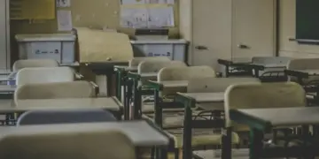 Sekolah Negeri yang Seharusnya Gratis Ternyata Menyimpan Biaya Tersembunyi yang Perlu Ditanggung Ortu Mojok.co