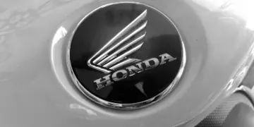 Cerita beli kendaraan pertama, menabung mati-matian demi Honda Vario Techno 125 bekas. Dulu prihatin kini jadi kenangan manis Mojok.co