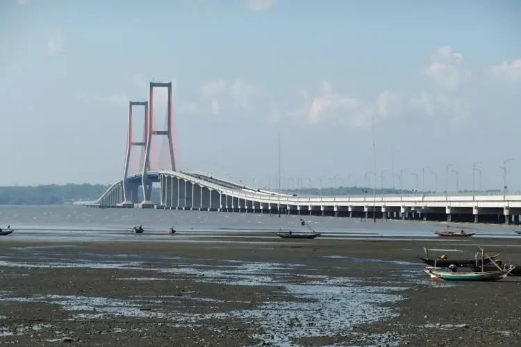 Bangkalan Lebih Cocok Jadi Ibu Kota Provinsi Madura daripada Pamekasan Terminal