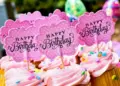 Kecewa pada teman yang tidak mengucapkan selamat ulang tahun, saya jadi belajar tidak berekspektasi pada manusia Mojok.co
