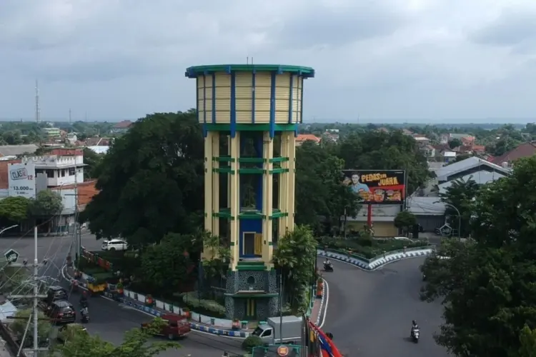 Alasan orang Jombang jarang ada yang bangga dengan daerahnya sendiri Mojok.co